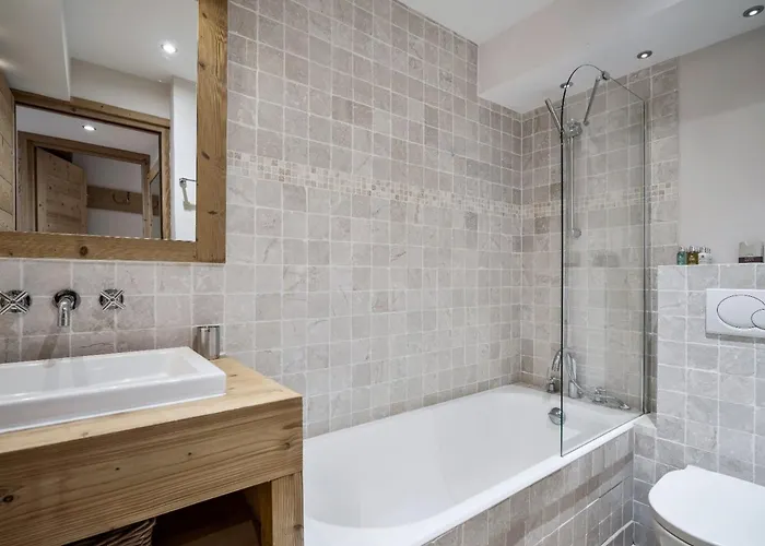 Chaleureux A Courchevel, Skis Aux Pieds Pour 8 Personnes - Fr-1-564-161 Courchevel